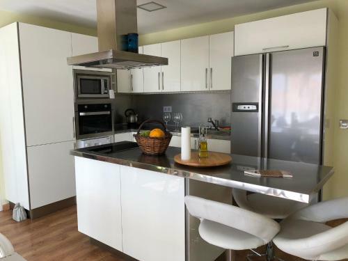 Apartamento Modern Penthouse Near The Sea