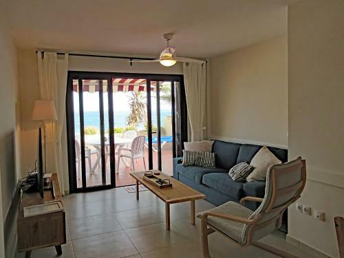Barlovento, Luxury Beach Front Apartment With Fantastic Ocean Views