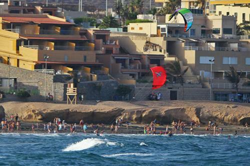 Barlovento, Luxury Beach Front Apartment With Fantastic Ocean Views