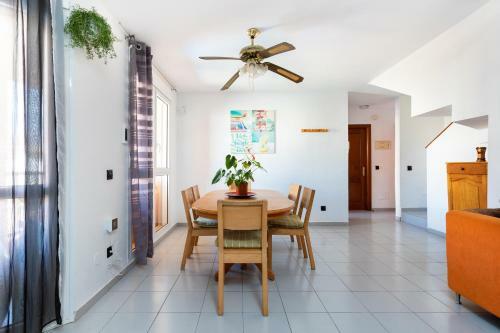 Family Apartment -3 Bedrooms And Rooftop