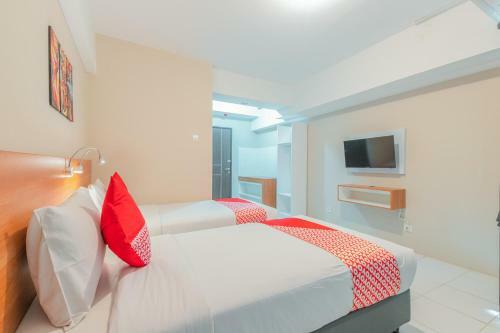 Hotel Vaccinated Staff - Oyo Flagship 750 Mont Blanc