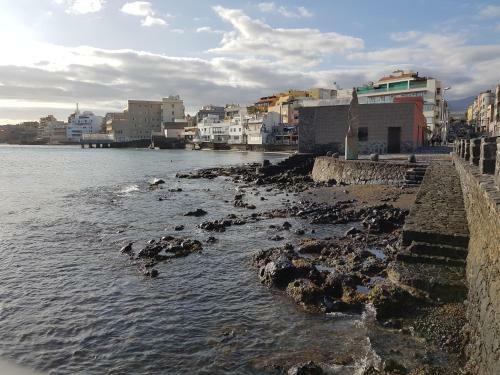 The Medano Pika Apartment, Center And Beach.