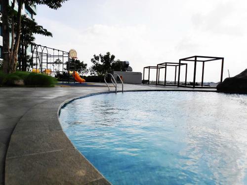 Apartemen Grand Kamala Lagoon By 21 Room
