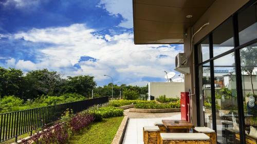 Apartamento Azalea Suites Cikarang By Jayakarta Group