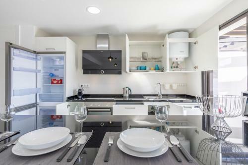 Apartamento The Strelitzia Terrace - By Medano4you