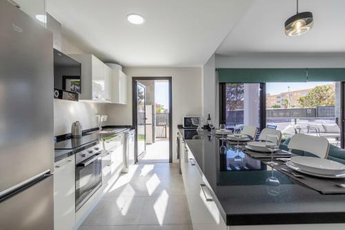 Apartamento The Strelitzia Terrace - By Medano4you