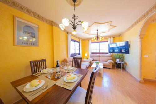 The Sunflower Villa - By Medano4you