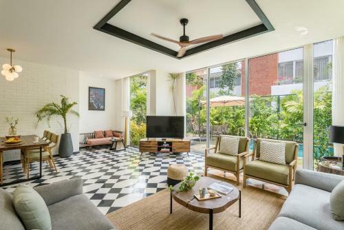 Edgewater Zamora - 3bhk Villa With Private Pool