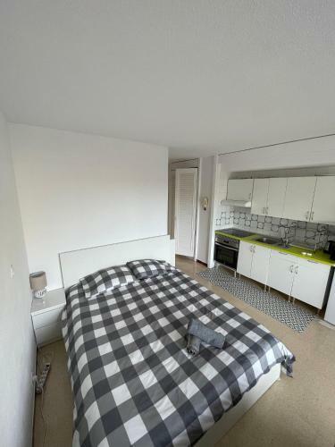 Apartamento Cosy Studio With Pool
