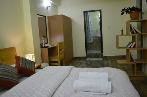 Tananai Newa Home (mt. Ganesh)