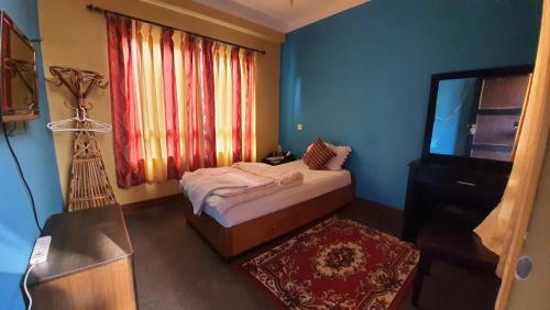 Hostal Ambience House