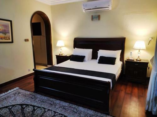 Hotel Goldcrest Resort, Rawalpindi