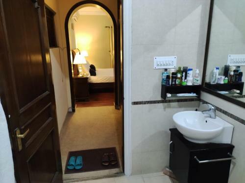 Hotel Goldcrest Resort, Rawalpindi
