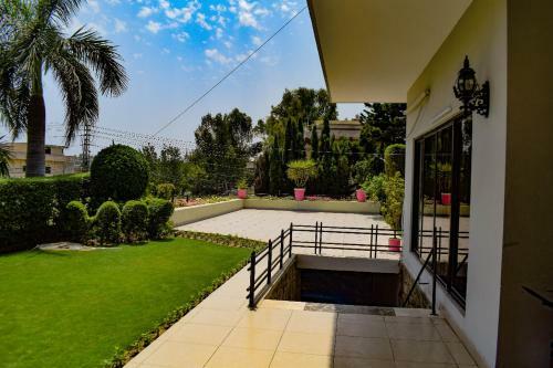 Hotel Goldcrest Resort, Rawalpindi