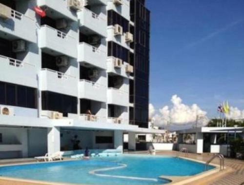 Apartamento Bangsaen Royal Beach By Preyaluk