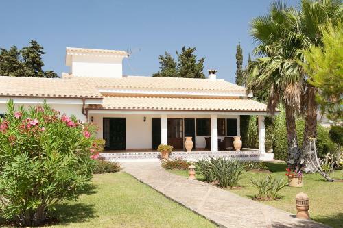 Villa Cipreses