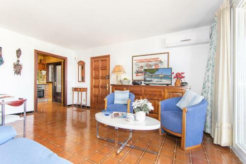 Beachfront Apartment Veronica
