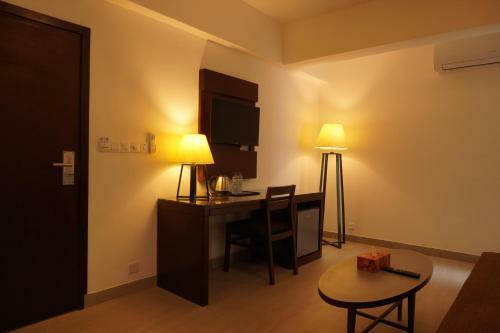 Hotel Royal Pearl Serviced Apartment & Suites