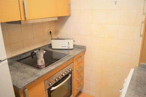 Apartament Acollidor Amb UNA Gran Llar de Foc