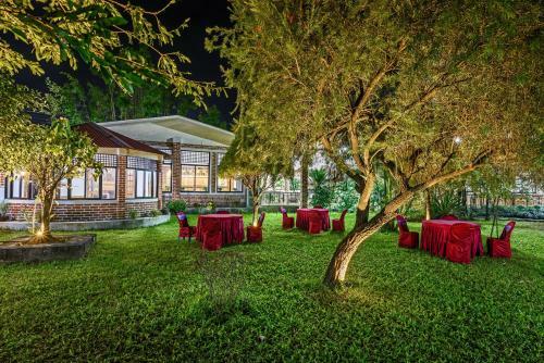 Hotel Jal Mahal
