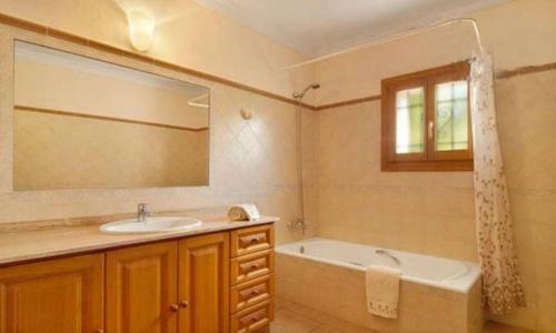 Villa Mondragon, Felanitx