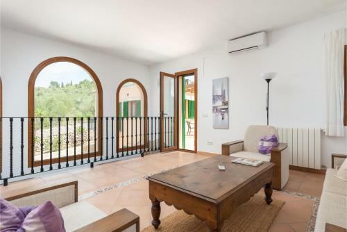 Beautiful Villa Puig Des Call For 18 Guests With Pool