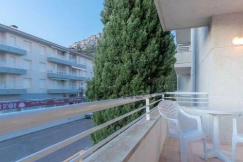 Apartamento En Zona Tranquila