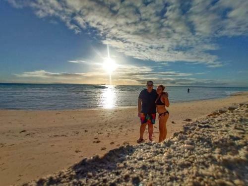 Hotel Hutkins Beach
