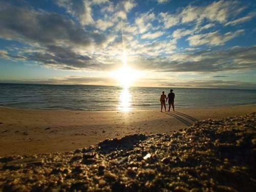 Hotel Hutkins Beach