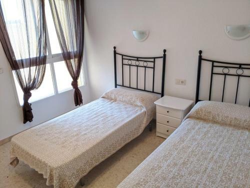 Estepona, Apartamento En Primera Linea de Playa