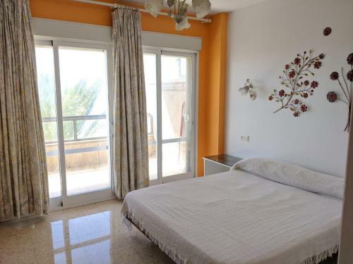 Estepona, Apartamento En Primera Linea de Playa