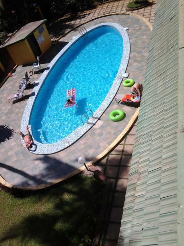 06) Spacious Luxurious Penthouse Apartment Sleeps 7 & Wifi
