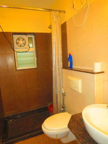 14) Very Modern Furnished Serviced Apartment