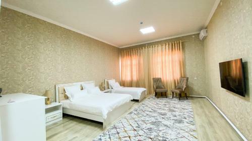 Golden Ray Hotel
