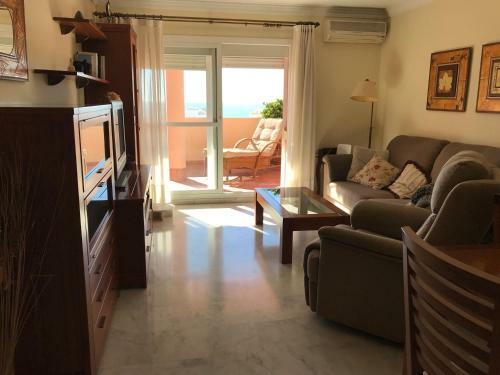Apartamento Sub-�tico Con Parking En El Centro de Estepona