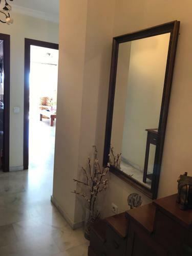 Apartamento Sub-�tico Con Parking En El Centro de Estepona