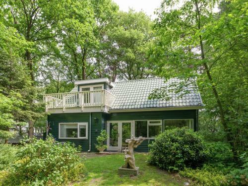 Tranquil Holiday Home In Dalfsen Near River