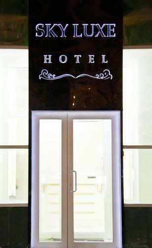 Sky Luxe Hotel