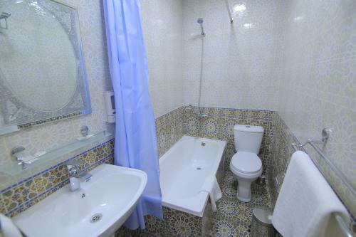Xadijam Hotel