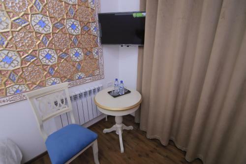 Xadijam Hotel
