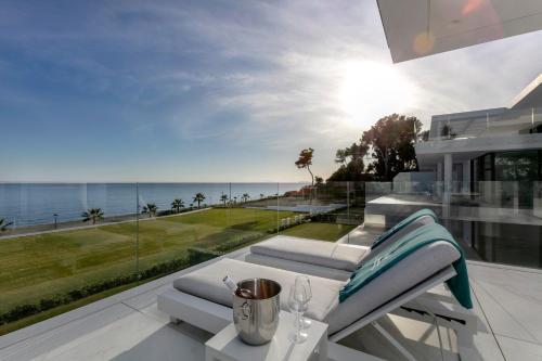 Apartamento Ultimate Beachfront Rental Infinity Sunset Rdr155