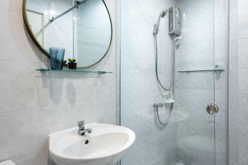Bangtao Beach Apartment