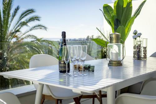 Lem- New 2 Bedroom Apartment In Le Mirage