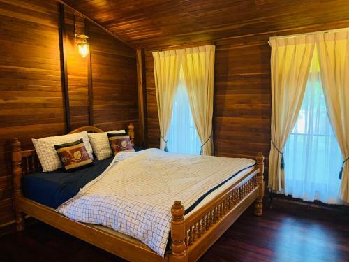 Baan Mai Pool Villa Phuket
