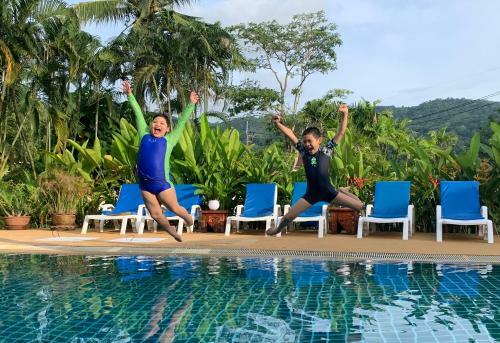 Baan Mai Pool Villa Phuket