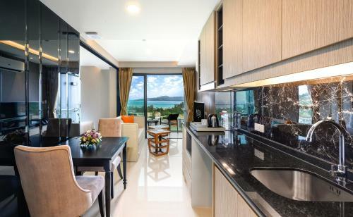 Hotel Mida Grande Villas Phuket Sha Extra Plus
