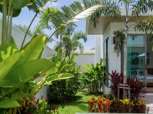Ananas Villa Shambala Grand Cherng Talay
