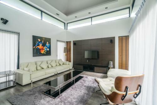 Diamond Villas By Lofty