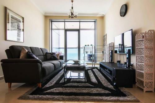 Luxury 1 Br Beach Apartment With Full Sea View