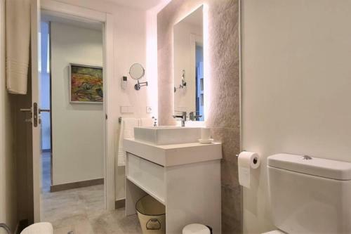 Lujoso Apartamento Nuevo Playa Centro